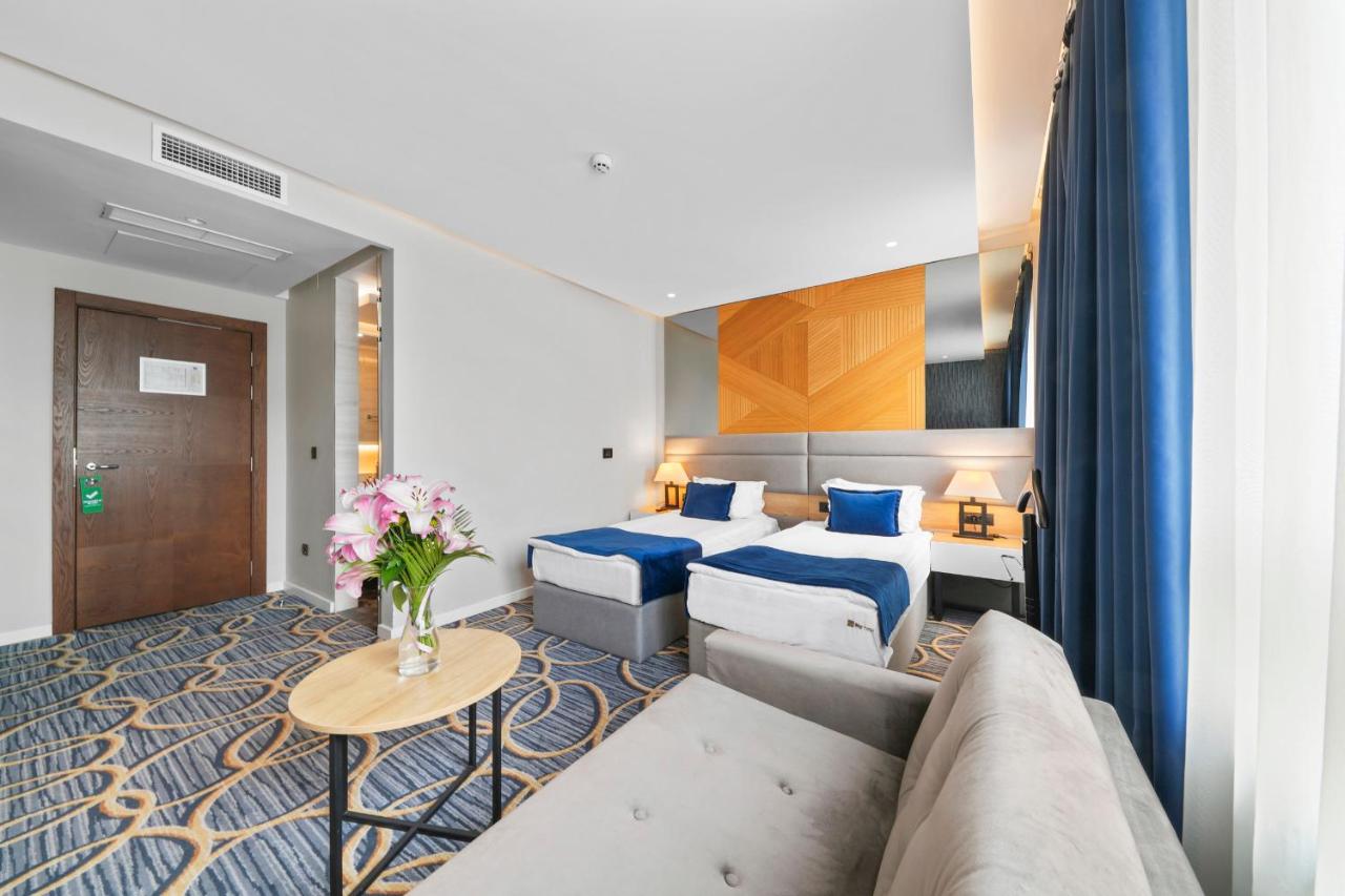 Sky Hotel