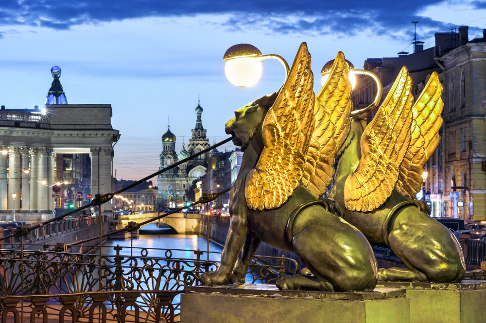 Многоликий Петербург